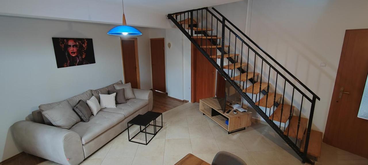 Villa Magdalena Pola Esterno foto